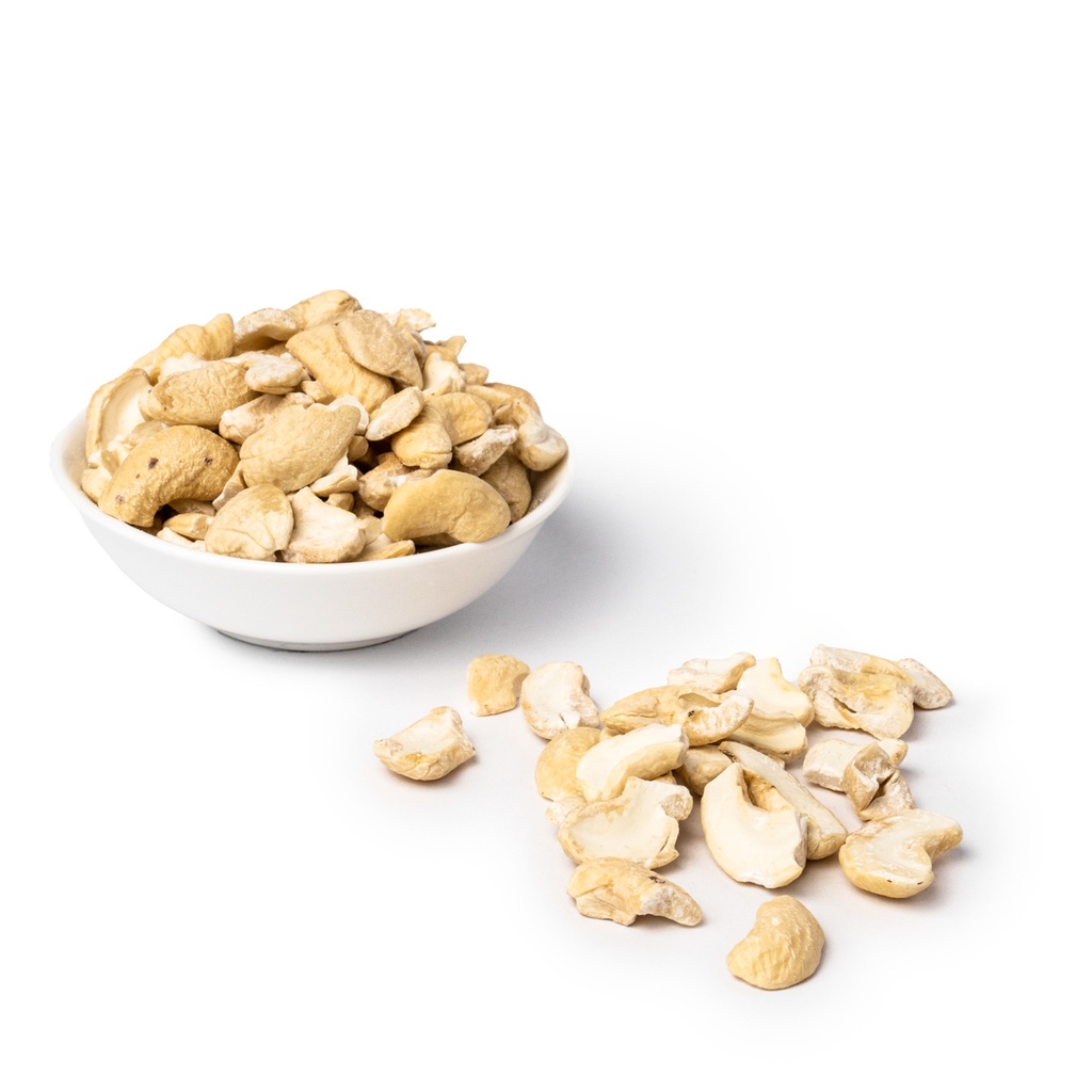 Cashew Broken Splits, Burkina Faso, Org & fair, 22.68kg (original box)